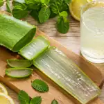 aloe vera beverage maison sur table bois